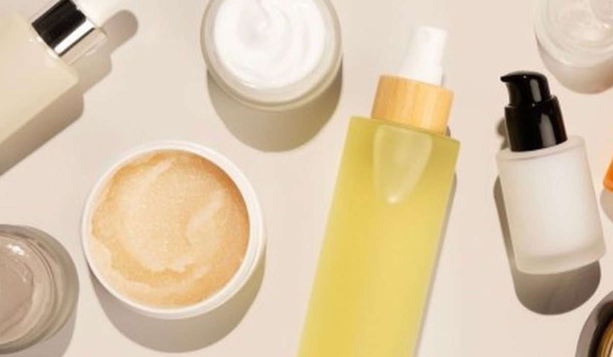 Mỹ phẩm bị thu hồi chứa chất cấm gì? Kiểm tra ngay mỹ phẩm của bạn!