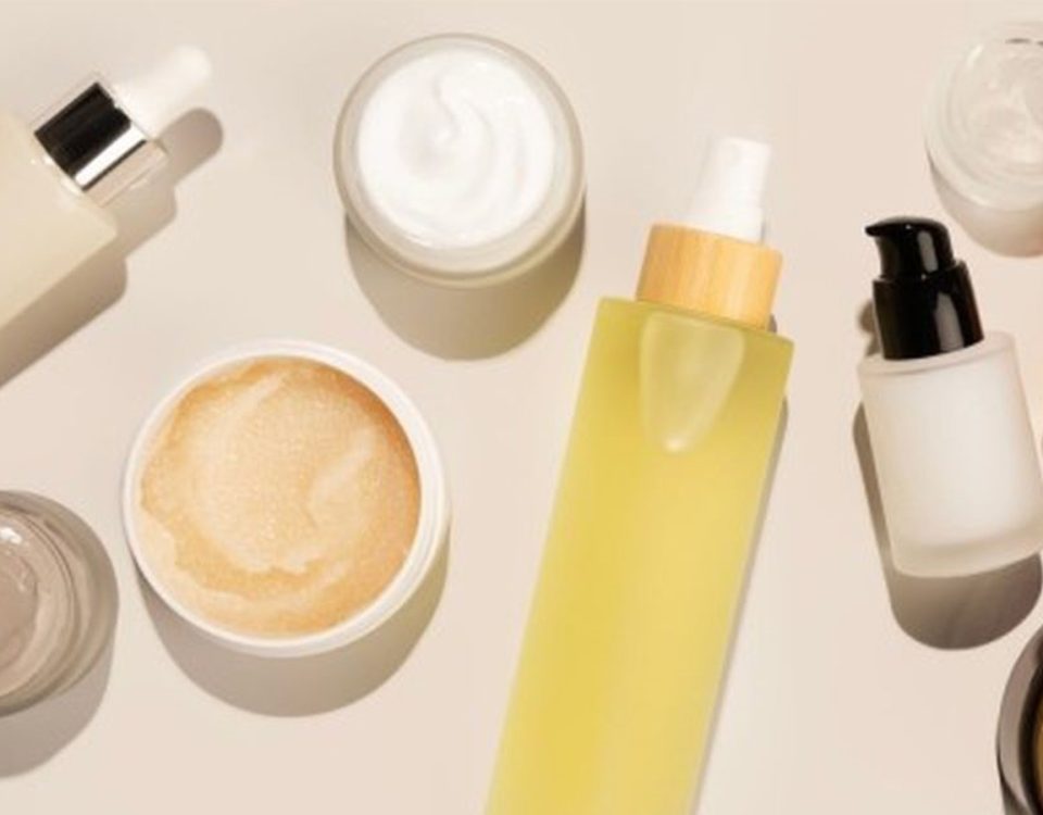 Mỹ phẩm bị thu hồi chứa chất cấm gì? Kiểm tra ngay mỹ phẩm của bạn!