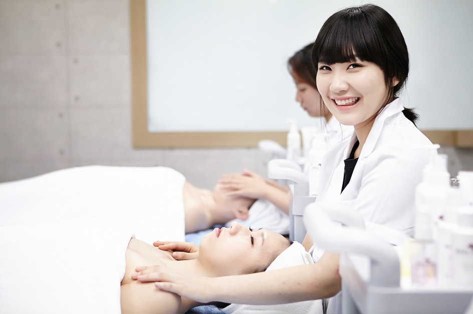 Có nên học nghề spa ngay bây giờ
