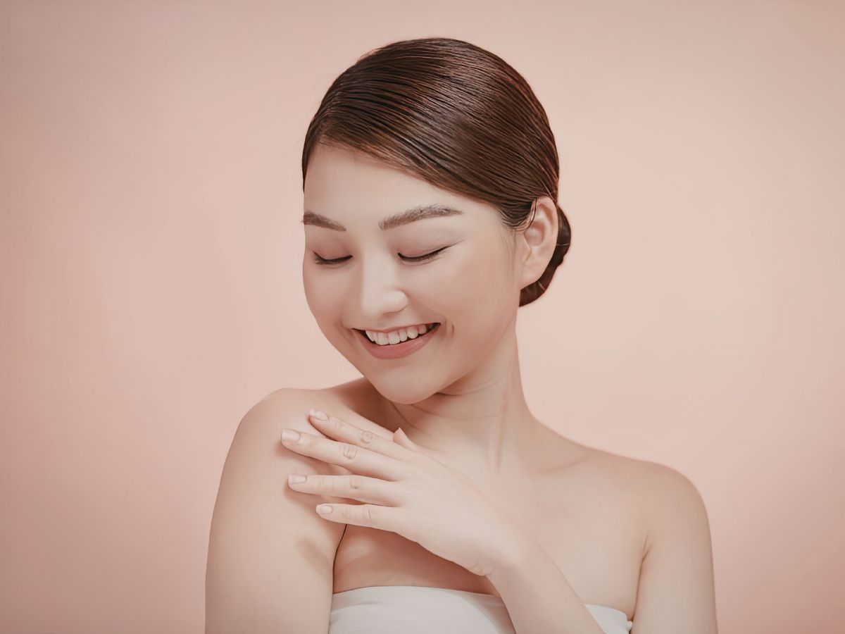 Dưỡng ẩm vừa đủ để duy trì độ mịn của da